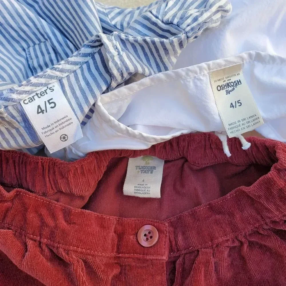 Girls 2 tops and skirt bundle Size 4-5